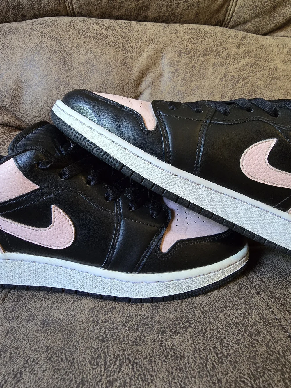 Air Jordan 1 Low Crimson Tint 7y